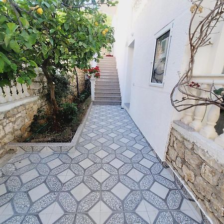 Apartament Makla Saranda Zewnętrze zdjęcie
